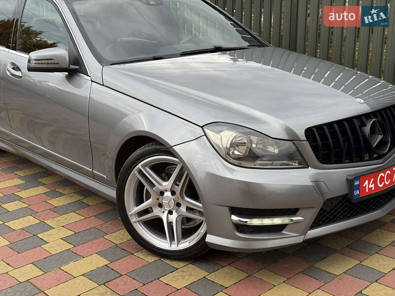 Седан Mercedes-Benz C-Class 2013 в Ивано-Франковске