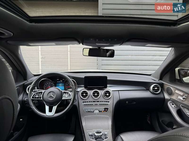 Седан Mercedes-Benz C-Class 2018 в Києві