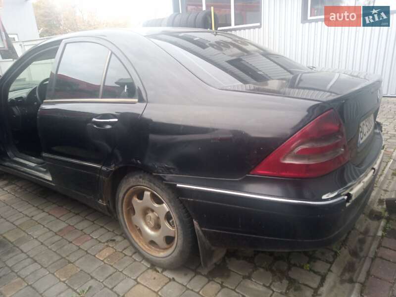 Седан Mercedes-Benz C-Class 2001 в Дрогобыче