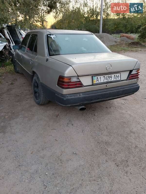 Седан Mercedes-Benz C-Class 1995 в Радомишлі