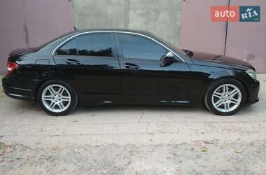 Седан Mercedes-Benz C-Class 2008 в Николаеве