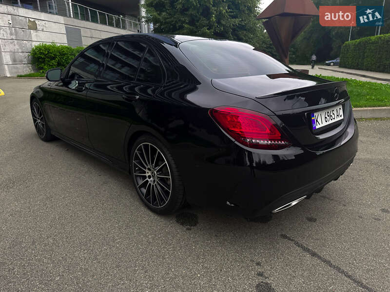 Седан Mercedes-Benz C-Class 2019 в Києві