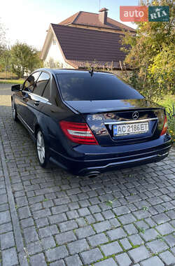 Седан Mercedes-Benz C-Class 2012 в 
