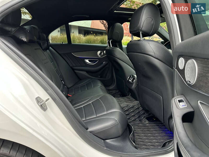 Седан Mercedes-Benz C-Class 2019 в Киеве