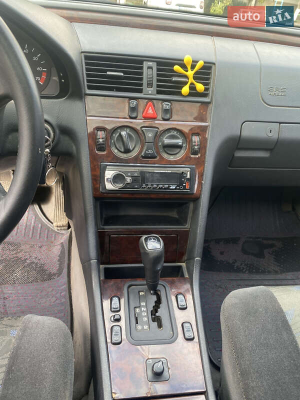 Седан Mercedes-Benz C-Class 1996 в Кілії фото 15 Седан Mercedes-Benz C-Class 1996 в Кілії