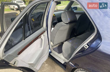 Седан Mercedes-Benz C-Class 1996 в  фото 18 Седан Mercedes-Benz C-Class 1996 в