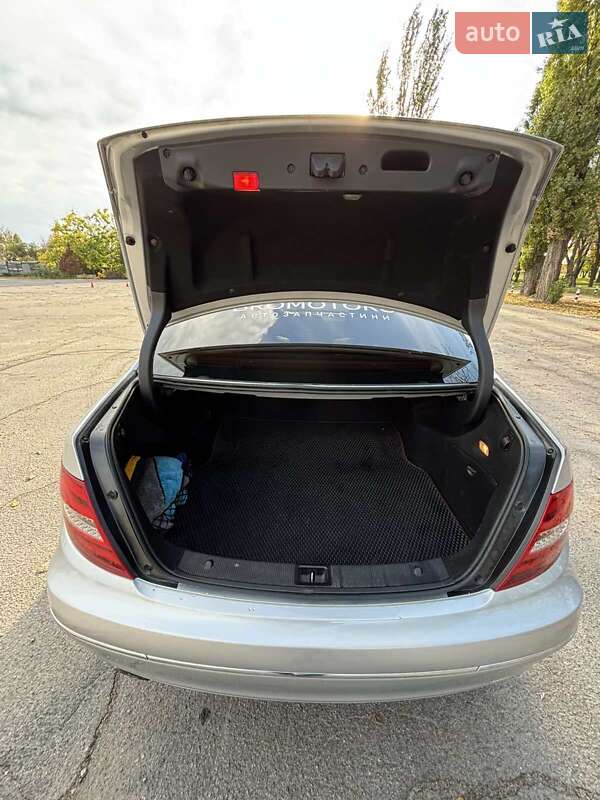 Седан Mercedes-Benz C-Class 2013 в Павлограде