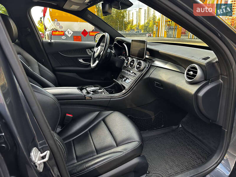 Седан Mercedes-Benz C-Class 2015 в Киеве фото 27 Седан Mercedes-Benz C-Class 2015 в Киеве