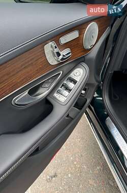 Седан Mercedes-Benz C-Class 2019 в 