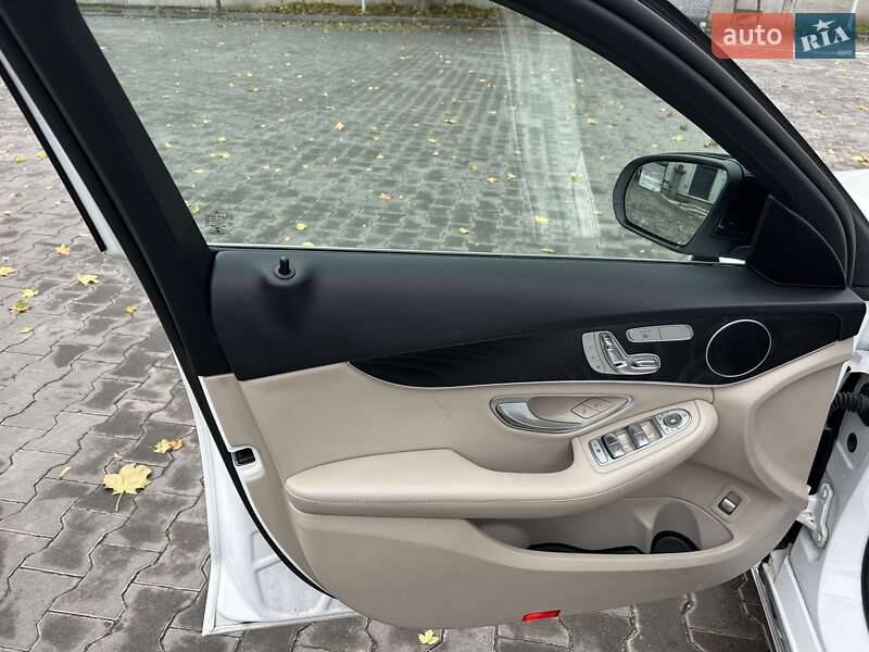 Седан Mercedes-Benz C-Class 2018 в Виннице фото 18 Седан Mercedes-Benz C-Class 2018 в Виннице