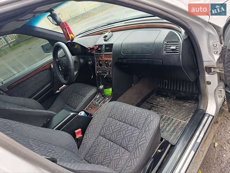 Седан Mercedes-Benz C-Class 1995 в Жмеринке фото 22 Седан Mercedes-Benz C-Class 1995 в Жмеринке