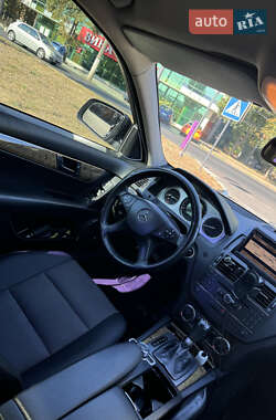 Седан Mercedes-Benz C-Class 2007 в Одессе