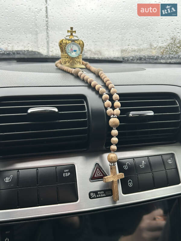 Седан Mercedes-Benz C-Class 2007 в Виннице