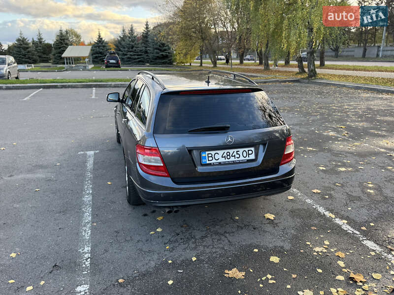 Універсал Mercedes-Benz C-Class 2008 в Львові фото 9 Універсал Mercedes-Benz C-Class 2008 в Львові