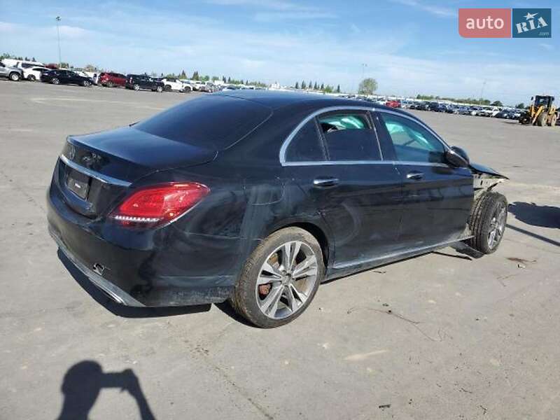 Седан Mercedes-Benz C-Class 2021 в Києві