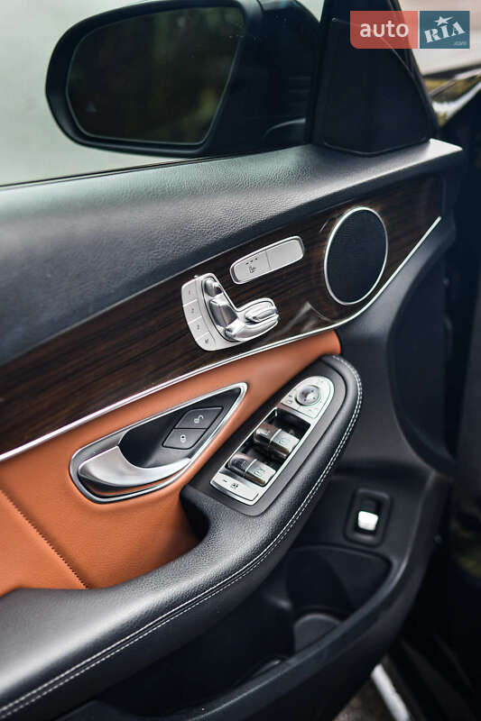 Седан Mercedes-Benz C-Class 2019 в Кривому Розі фото 28 Седан Mercedes-Benz C-Class 2019 в Кривому Розі