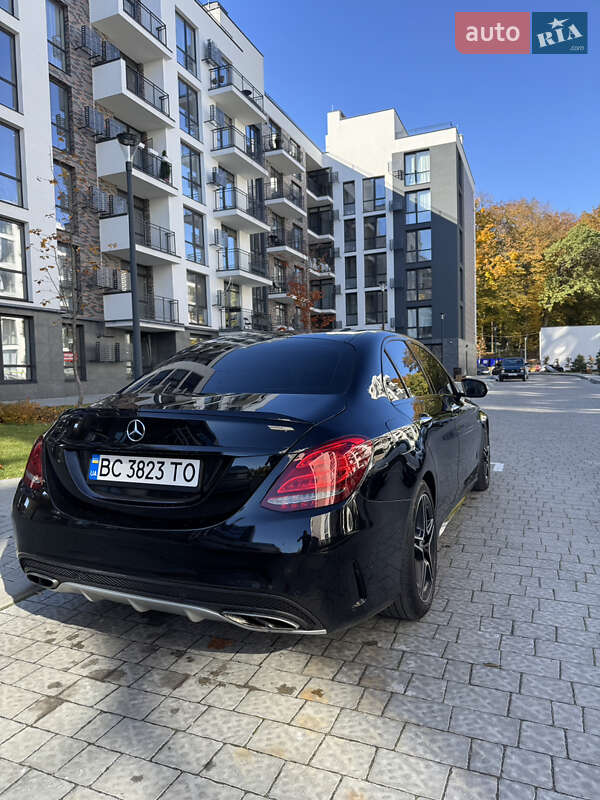 Седан Mercedes-Benz C-Class 2016 в Львове