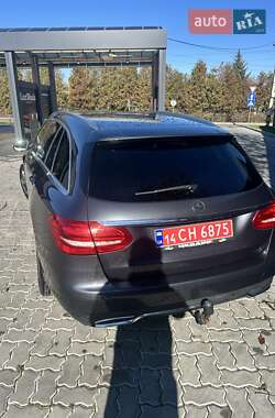 Універсал Mercedes-Benz C-Class 2015 в 