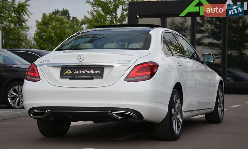 Седан Mercedes-Benz C-Class 2019 в Киеве