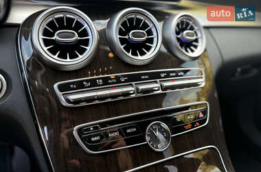 Седан Mercedes-Benz C-Class 2015 в  фото 19 Седан Mercedes-Benz C-Class 2015 в