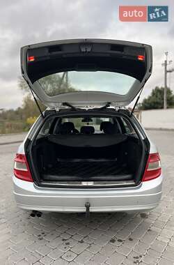 Универсал Mercedes-Benz C-Class 2011 в 