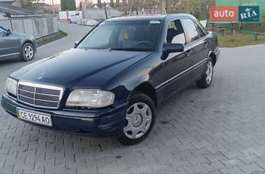 Седан Mercedes-Benz C-Class 1994 в Черновцах
