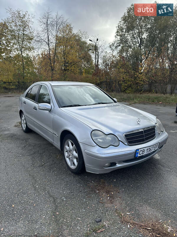 Седан Mercedes-Benz C-Class 2002 в Чернигове фото 2 Седан Mercedes-Benz C-Class 2002 в Чернигове