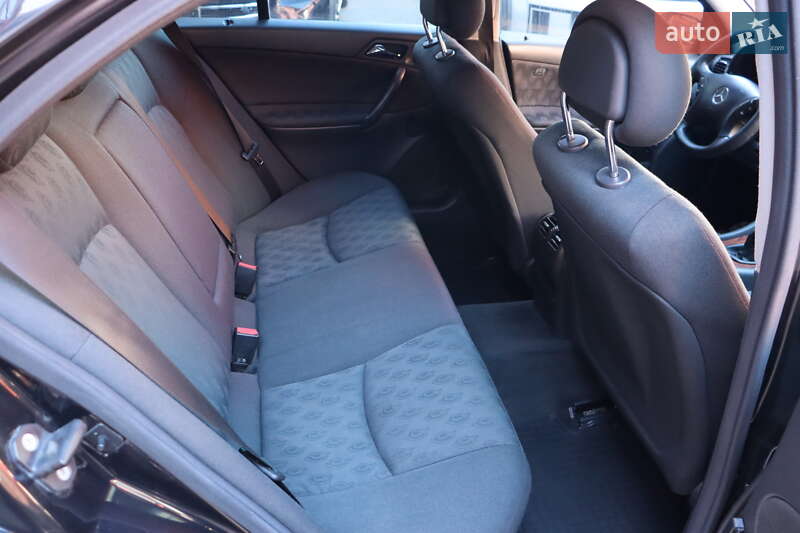 Седан Mercedes-Benz C-Class 2002 в Львове фото 24 Седан Mercedes-Benz C-Class 2002 в Львове