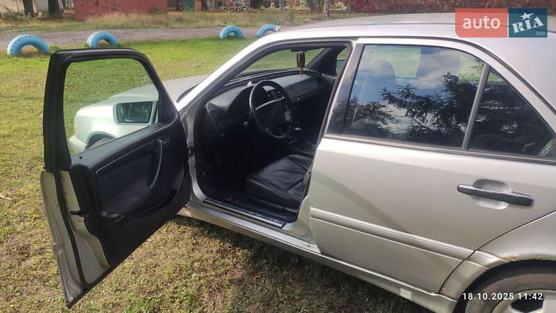 Седан Mercedes-Benz C-Class 1999 в Кривом Роге фото 6 Седан Mercedes-Benz C-Class 1999 в Кривом Роге