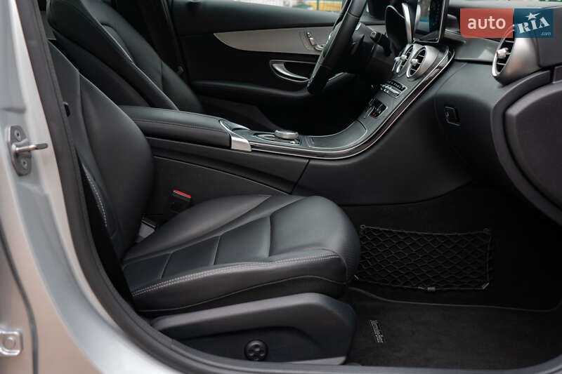 Седан Mercedes-Benz C-Class 2019 в Києві фото 58 Седан Mercedes-Benz C-Class 2019 в Києві