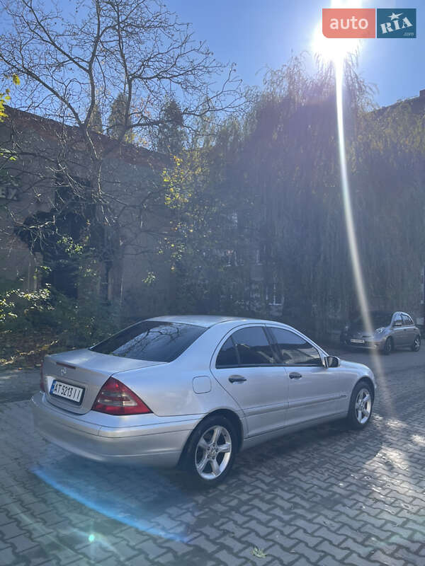 Седан Mercedes-Benz C-Class 2003 в Коломиї