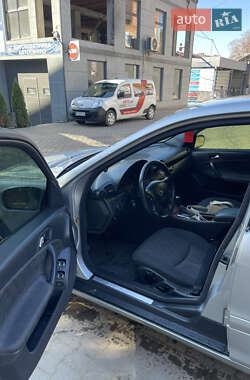 Седан Mercedes-Benz C-Class 2003 в 