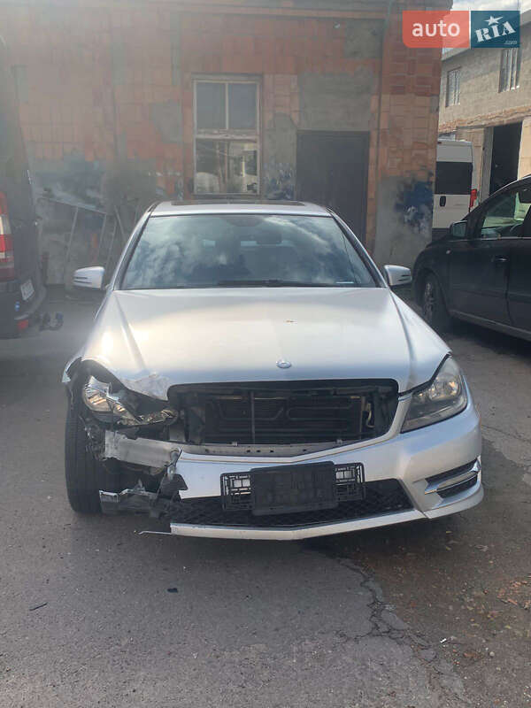 Седан Mercedes-Benz C-Class 2013 в Луцке фото 7 Седан Mercedes-Benz C-Class 2013 в Луцке