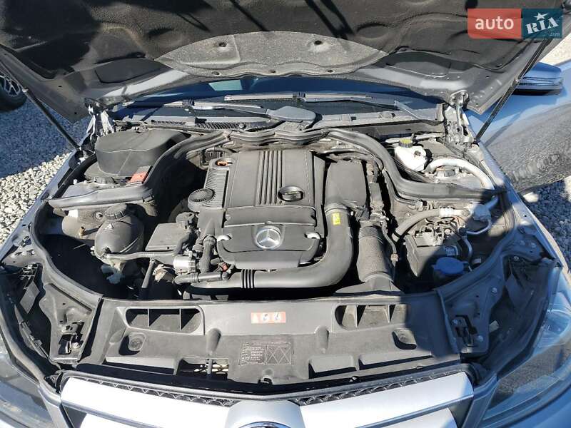 Купе Mercedes-Benz C-Class 2012 в Львове