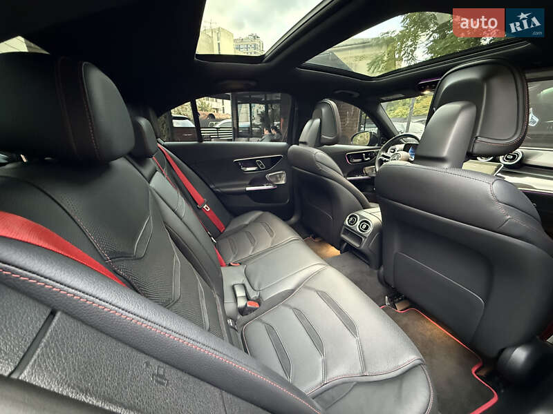 Седан Mercedes-Benz C-Class 2023 в Киеве