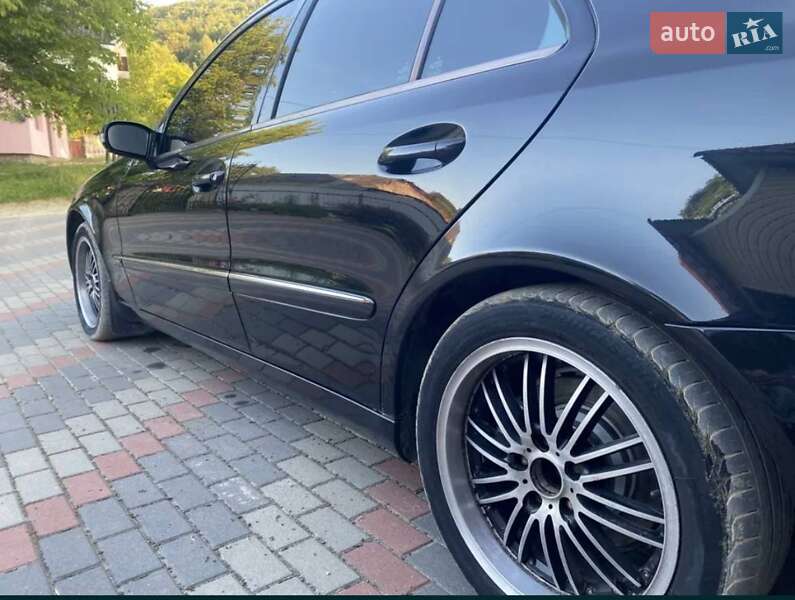 Седан Mercedes-Benz C-Class 2002 в Верховине