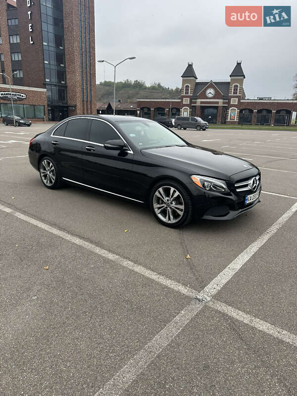 Седан Mercedes-Benz C-Class 2016 в Києві фото 18 Седан Mercedes-Benz C-Class 2016 в Києві
