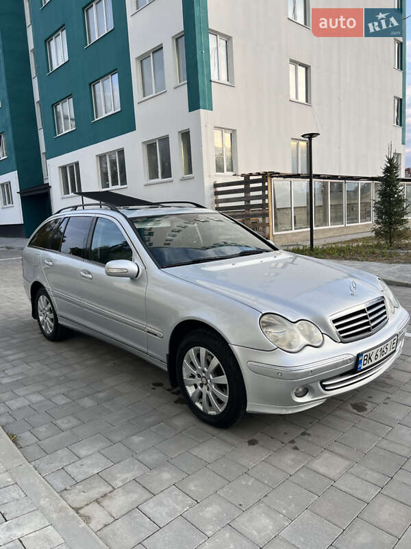 Універсал Mercedes-Benz C-Class 2007 в Вараші фото 10 Універсал Mercedes-Benz C-Class 2007 в Вараші