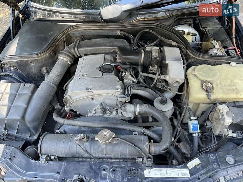Седан Mercedes-Benz C-Class 1994 в Кам'янському фото 13 Седан Mercedes-Benz C-Class 1994 в Кам'янському