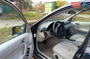 Седан Mercedes-Benz C-Class 2000 в 