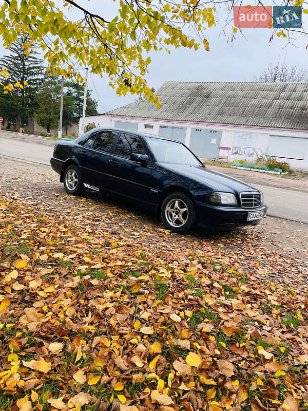 Седан Mercedes-Benz C-Class 1995 в Малій Висці фото 4 Седан Mercedes-Benz C-Class 1995 в Малій Висці