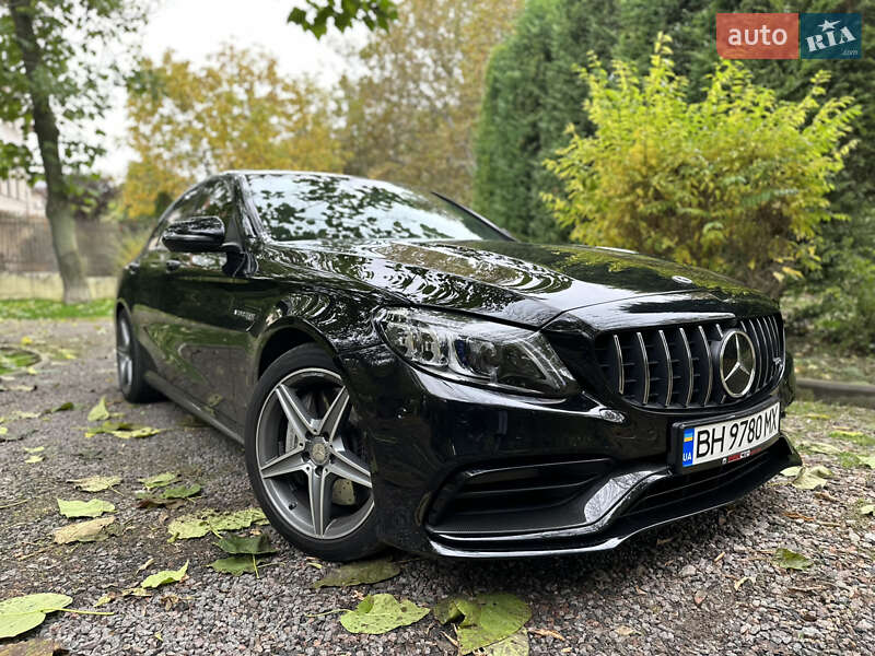 Седан Mercedes-Benz C-Class 2016 в Одессе фото Седан Mercedes-Benz C-Class 2016 в Одессе