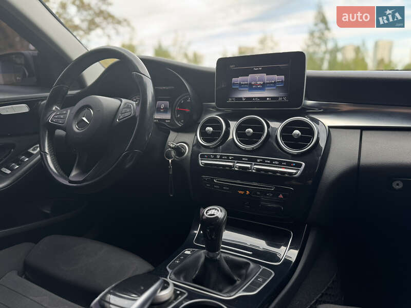 Універсал Mercedes-Benz C-Class 2015 в Києві фото 17 Універсал Mercedes-Benz C-Class 2015 в Києві