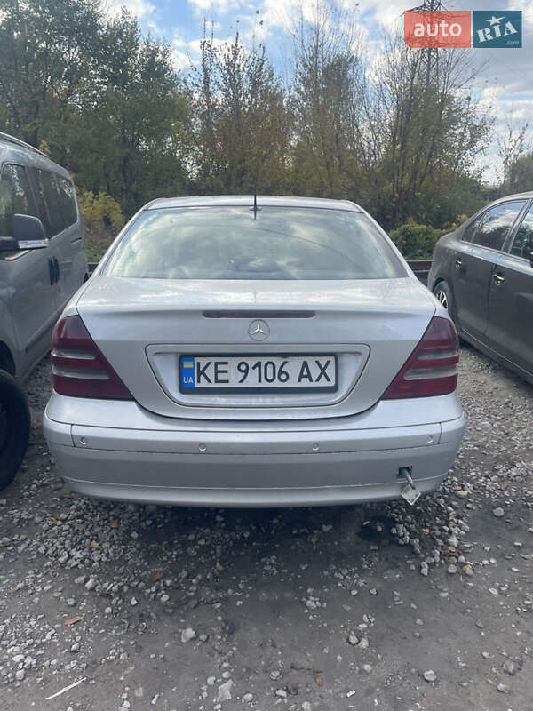 Mercedes-Benz C-Class 2001
