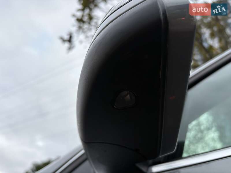 Седан Mercedes-Benz C-Class 2014 в Одессе фото 30 Седан Mercedes-Benz C-Class 2014 в Одессе