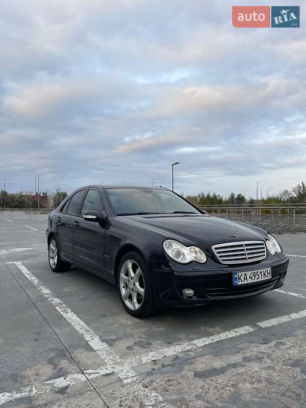 Седан Mercedes-Benz C-Class 2006 в Києві фото 5 Седан Mercedes-Benz C-Class 2006 в Києві