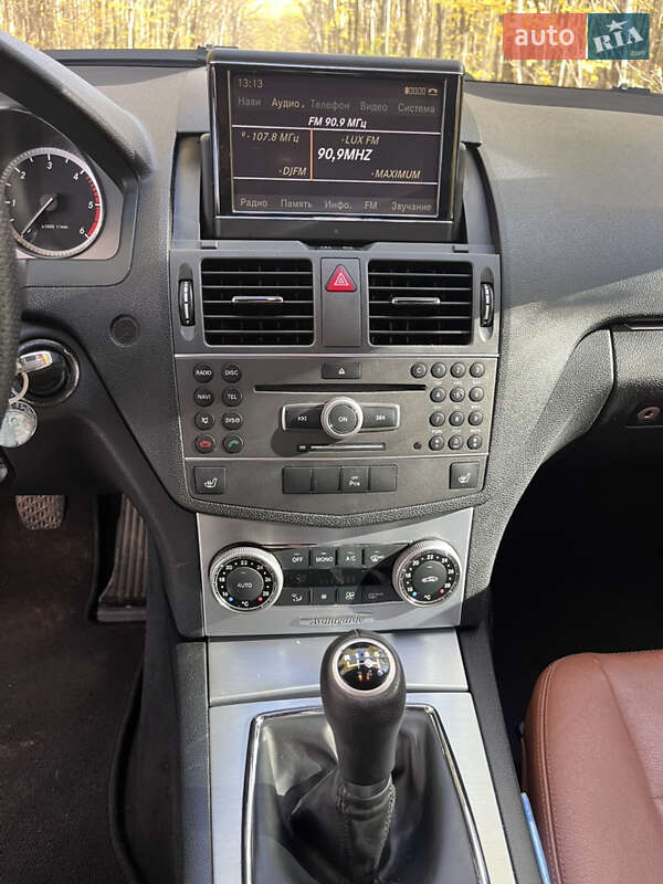 Седан Mercedes-Benz C-Class 2010 в Вінниці фото 19 Седан Mercedes-Benz C-Class 2010 в Вінниці