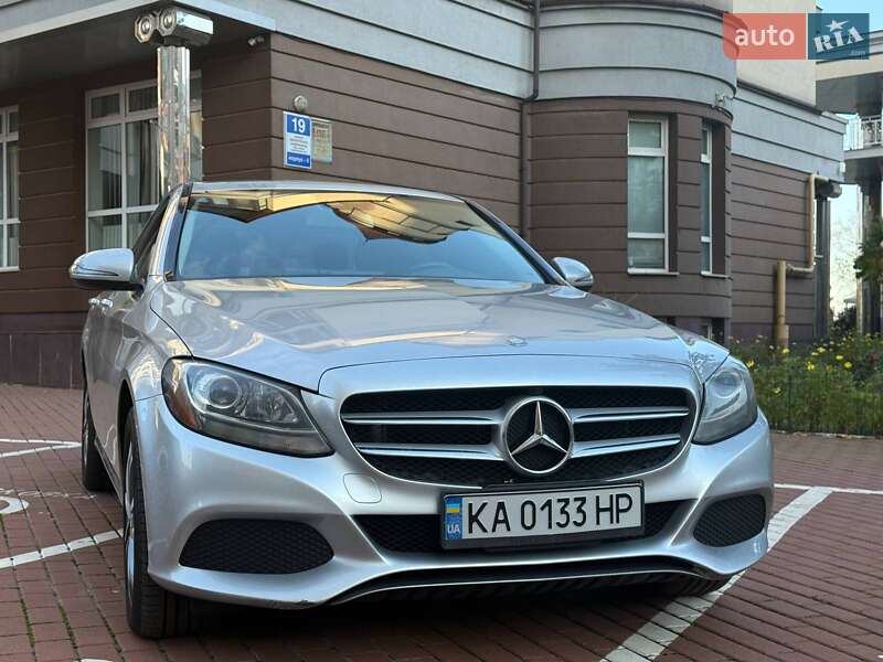 Седан Mercedes-Benz C-Class 2015 в Києві