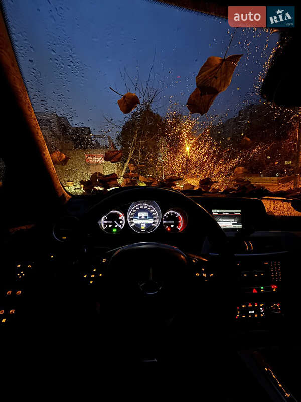 Седан Mercedes-Benz C-Class 2013 в Киеве фото 33 Седан Mercedes-Benz C-Class 2013 в Киеве