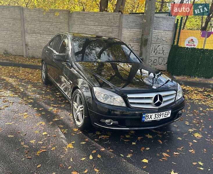 Седан Mercedes-Benz C-Class 2008 в Дніпрі